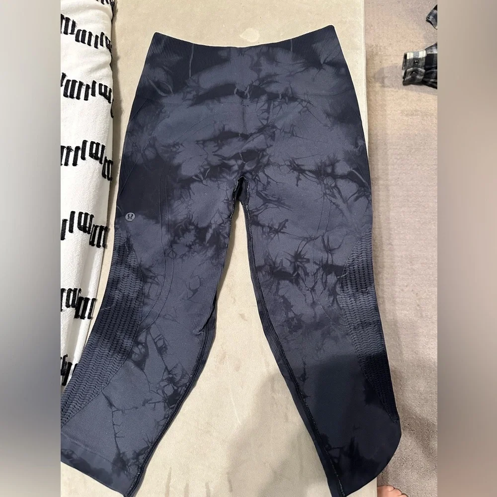 Lululemon In the Flow Crop Leggings